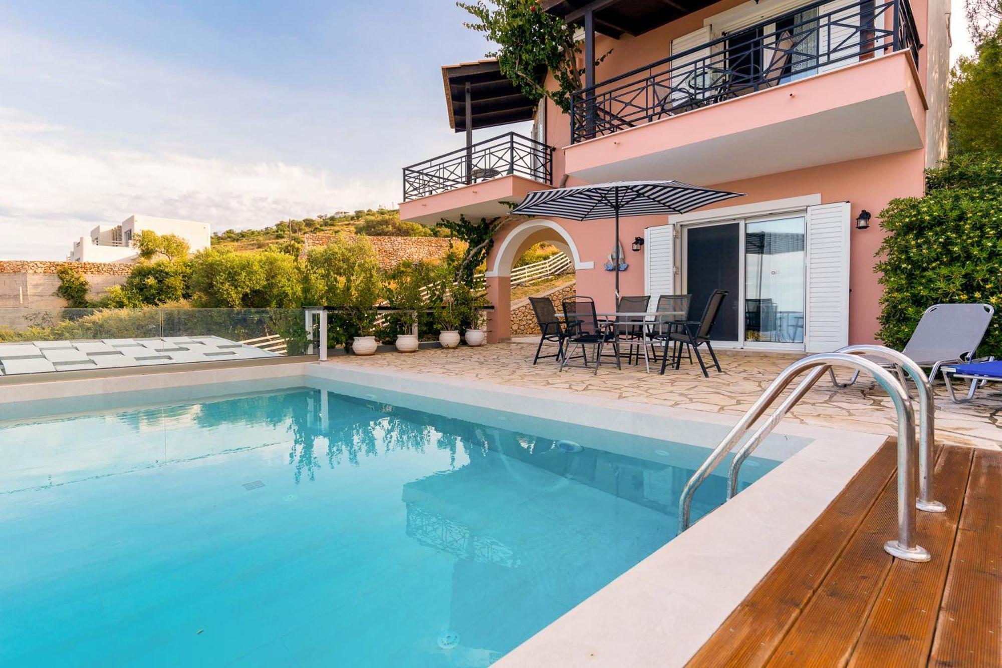 Coastal Paradise Found - Komis' Private Pool Retreat Άγιος Νικόλαος Εξωτερικό φωτογραφία